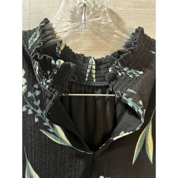Women's Apt. 9 Ruffled High‎ Neck Tank XL NWOT - Picture 6 of 8